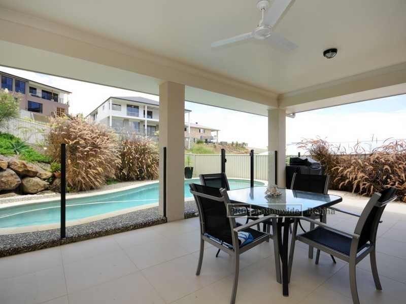 17 Laceflower Court, Reedy Creek QLD 4227