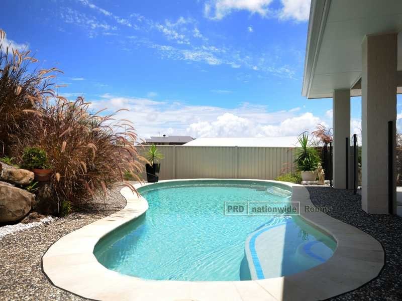 17 Laceflower Court, Reedy Creek QLD 4227