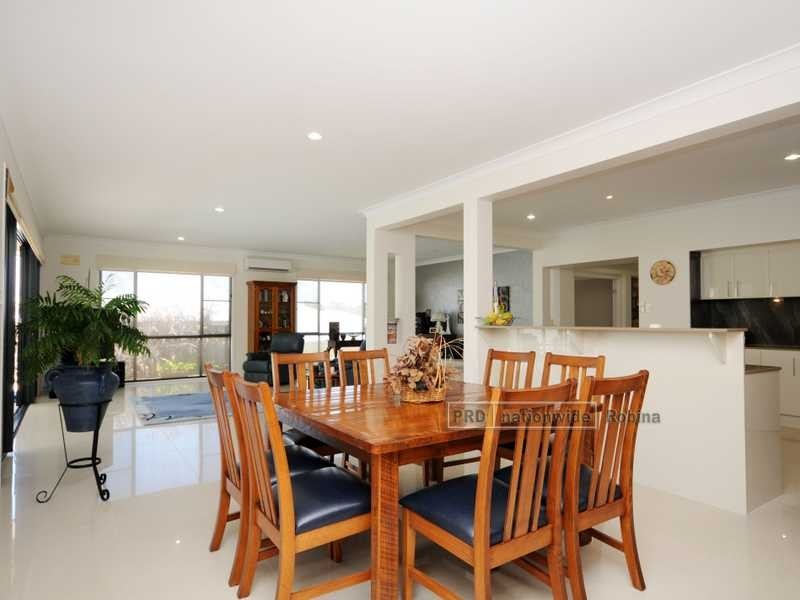 17 Laceflower Court, Reedy Creek QLD 4227