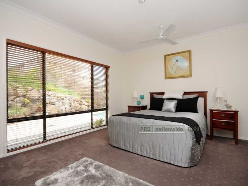 17 Laceflower Court, Reedy Creek QLD 4227
