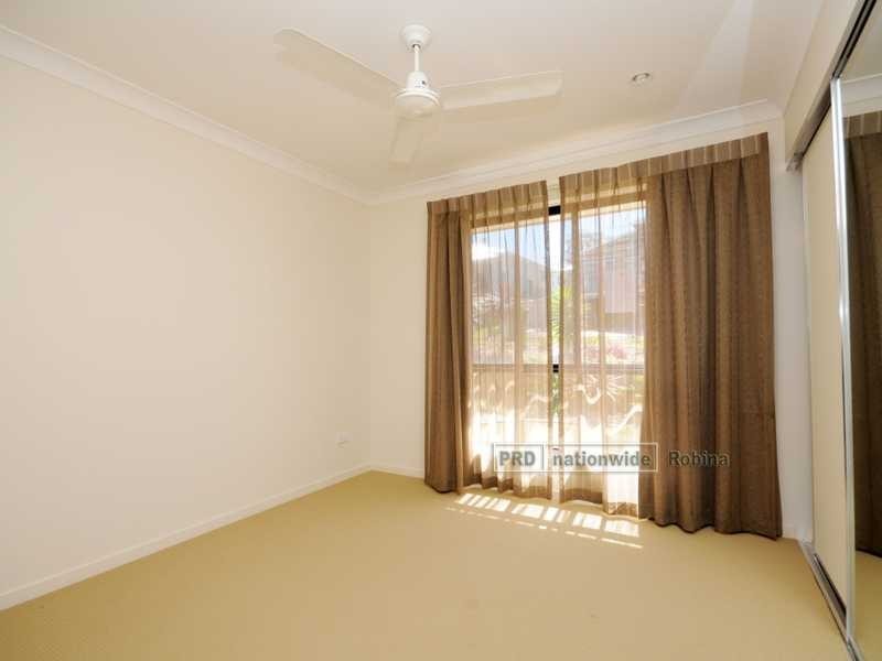 7 Marshall Grove, Bonogin QLD 4213