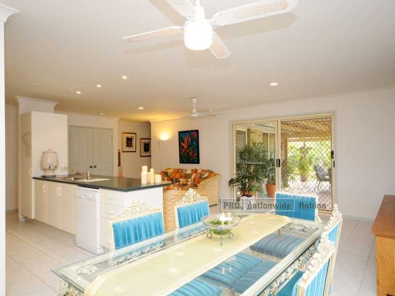 5 Cobb Court, Mudgeeraba QLD 4213