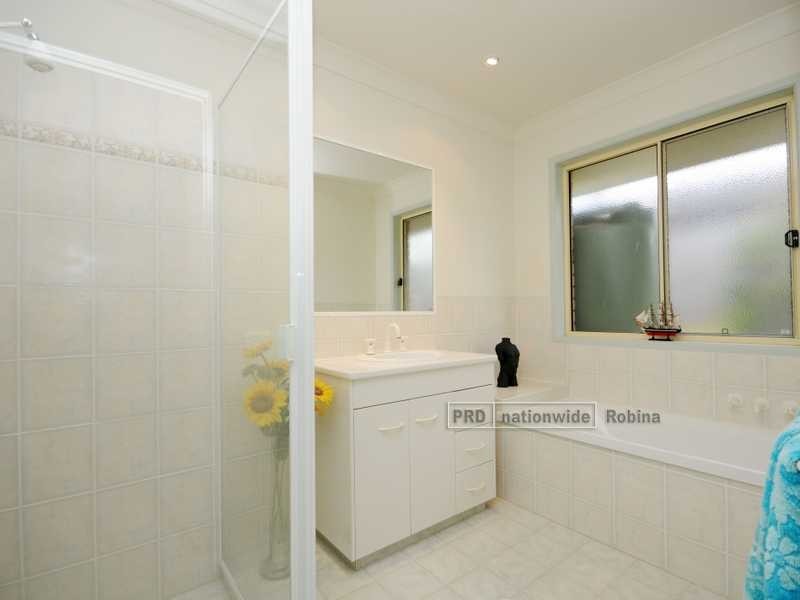 5 Cobb Court, Mudgeeraba QLD 4213