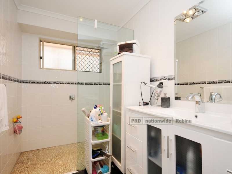 10 Lorne Court, Merrimac QLD 4226