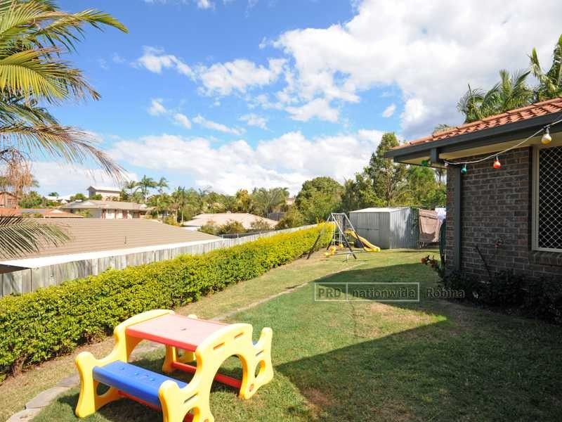 10 Lorne Court, Merrimac QLD 4226