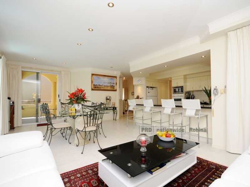 50 Concord Circuit, Robina QLD 4226