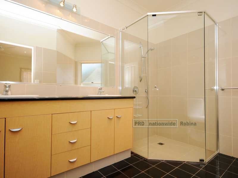 14 The Links, Robina QLD 4226