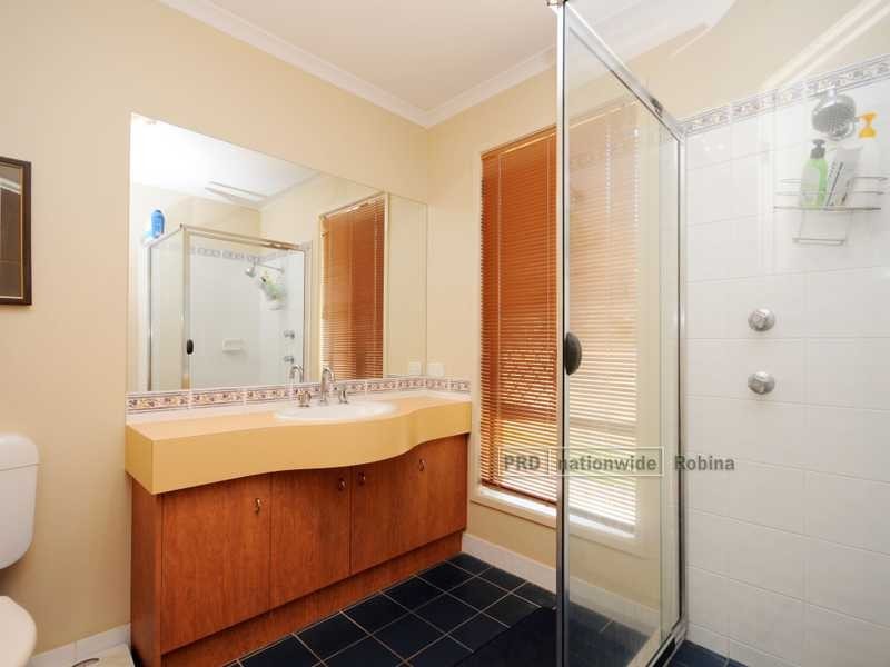 78 Merridown Drive, Merrimac QLD 4226