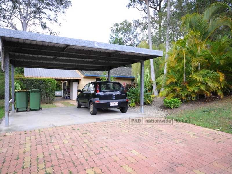 43 Whitian Drive, Carrara QLD 4211