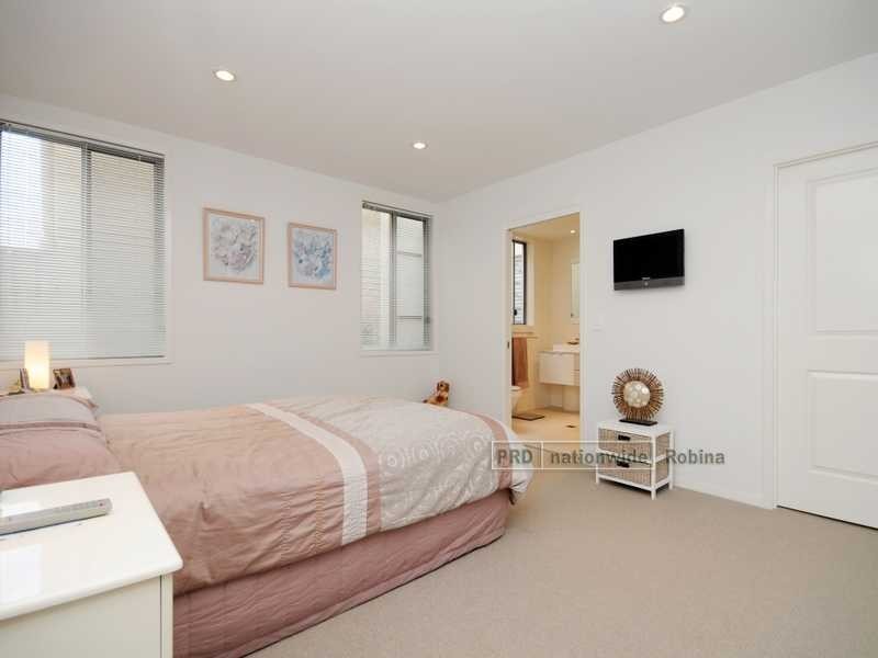 Unit 3/7 Saleya Drive, Varsity Lakes QLD 4227