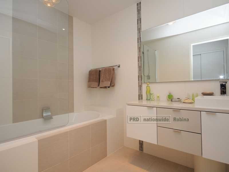 Unit 3/7 Saleya Drive, Varsity Lakes QLD 4227