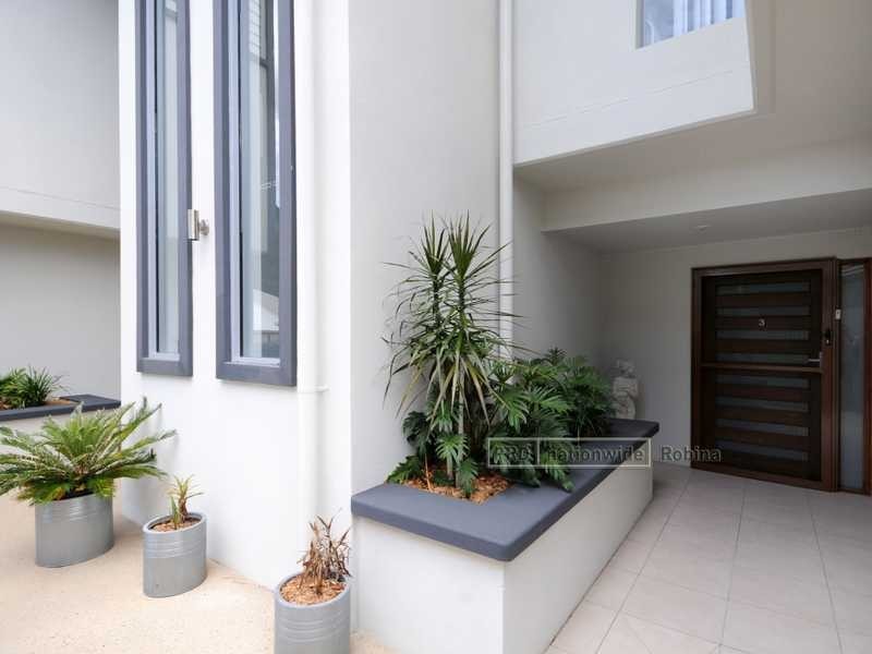 Unit 3/7 Saleya Drive, Varsity Lakes QLD 4227