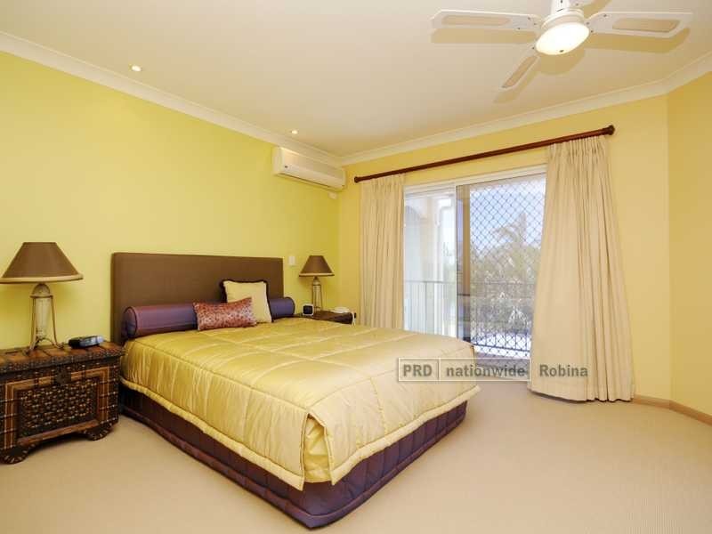 Unit 31/24 Ron Penhaligon Way, Robina QLD 4226