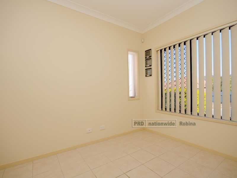 15 Duxton Drive, Varsity Lakes QLD 4227