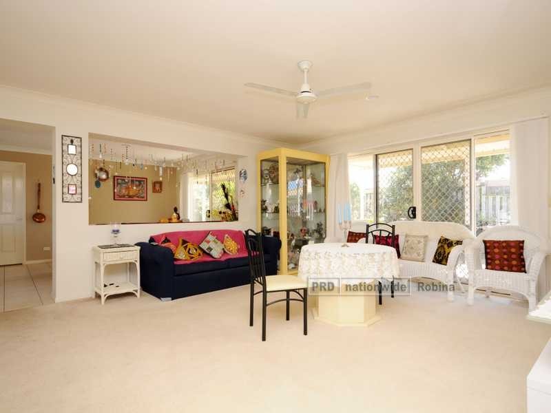 7 Carpentaria Court, Robina QLD 4226