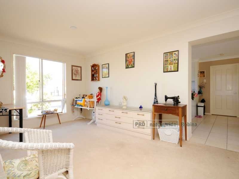 7 Carpentaria Court, Robina QLD 4226