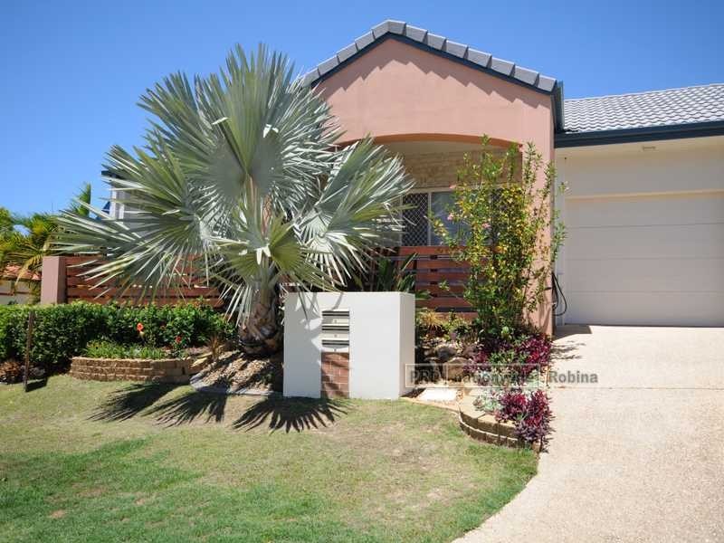 Unit 2/12 Vinson Drive, Varsity Lakes QLD 4227