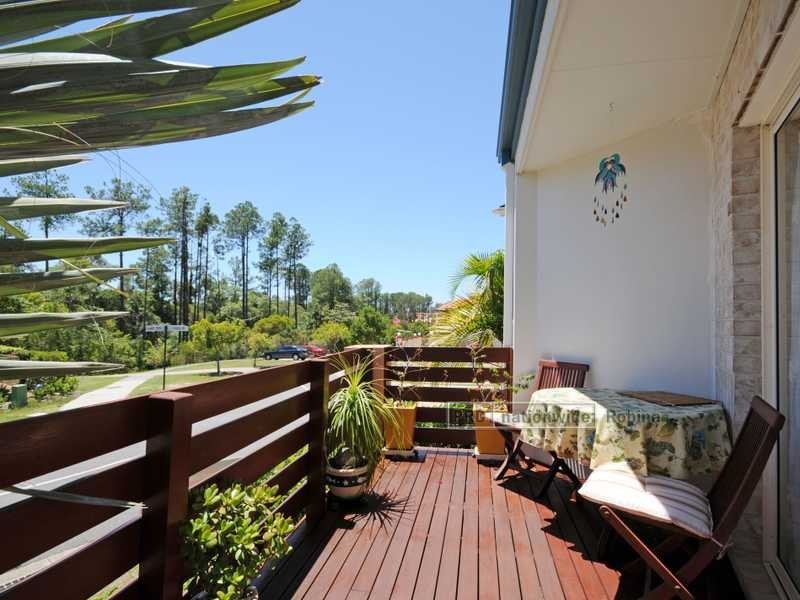 Unit 2/12 Vinson Drive, Varsity Lakes QLD 4227