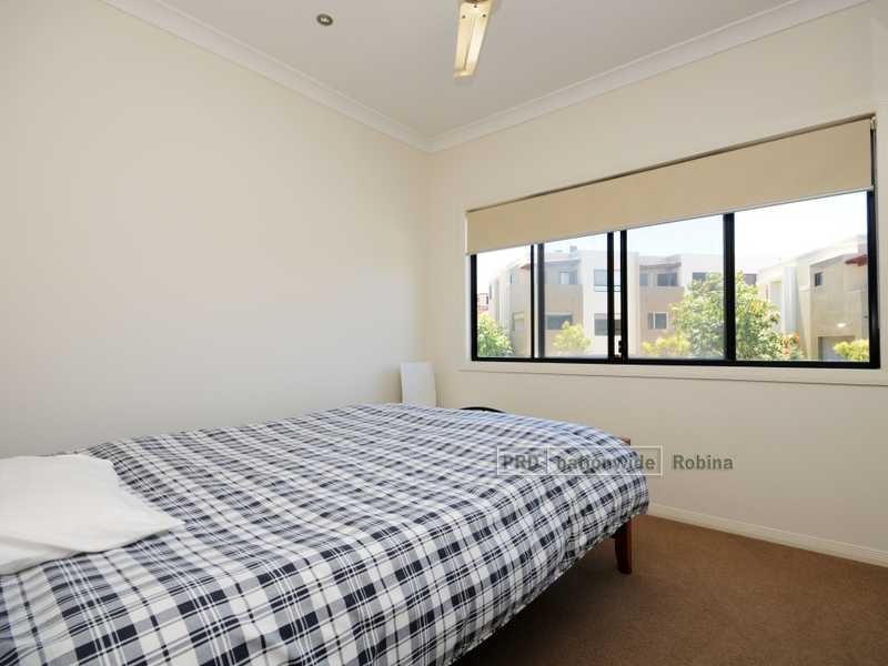 Unit 2/117 Bayswater Avenue, Varsity Lakes QLD 4227