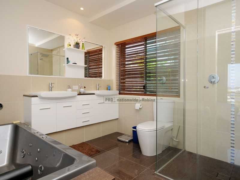 31 Summerhill Court, Mudgeeraba QLD 4213