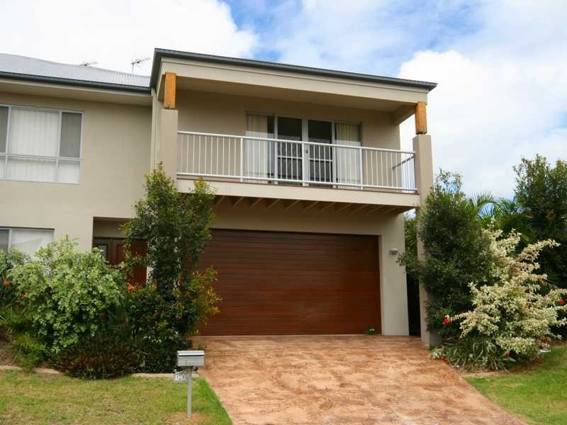 Unit 1/3 Marciana Crescent, Varsity Lakes QLD 4227