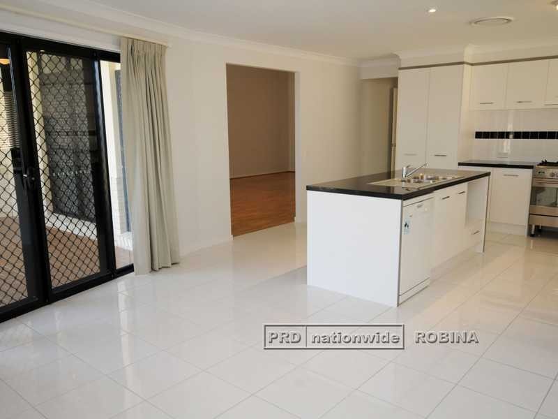 27 Hewson Court, Mudgeeraba QLD 4213