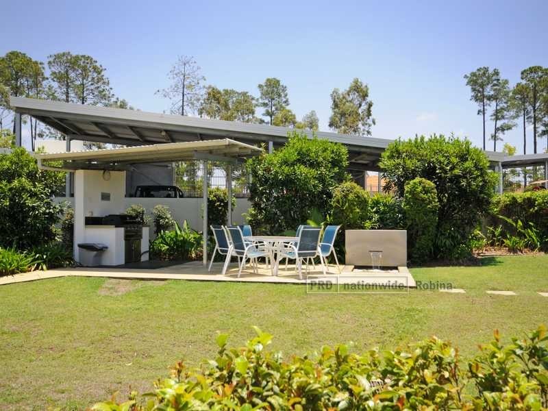 Unit 57/98 University Drive, Varsity Lakes QLD 4227