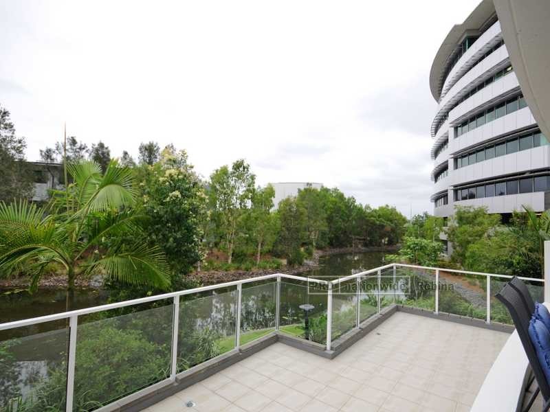 Unit 102/50 Riverwalk Avenue, Robina QLD 4226