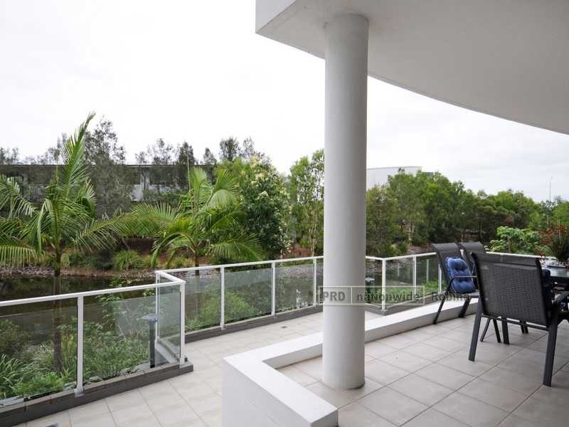 Unit 102/50 Riverwalk Avenue, Robina QLD 4226