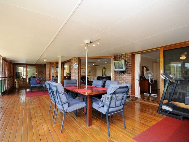 3 Kilmarnock Close, Highland Park QLD 4211