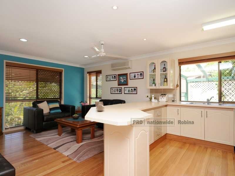 3 Kilmarnock Close, Highland Park QLD 4211