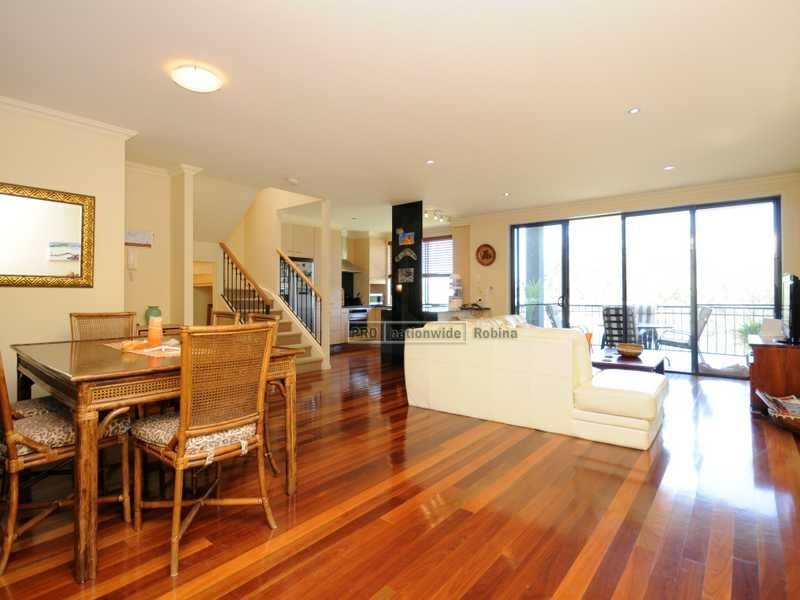 Unit 31/4 University Drive, Robina QLD 4226