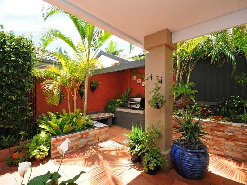 22 Ranier Crescent, Varsity Lakes QLD 4227