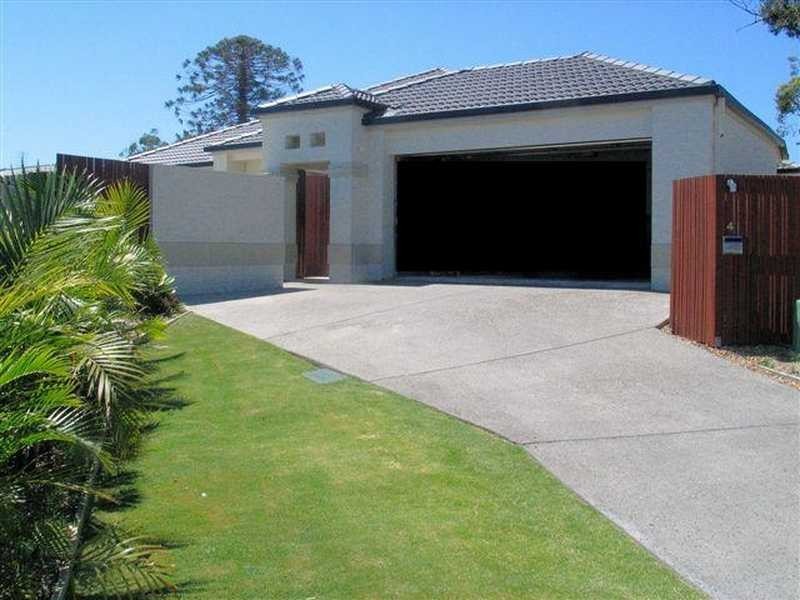 4 Zoe Close, Merrimac QLD 4226