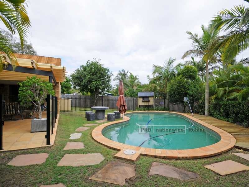 12 Turnberry Court, Robina QLD 4226