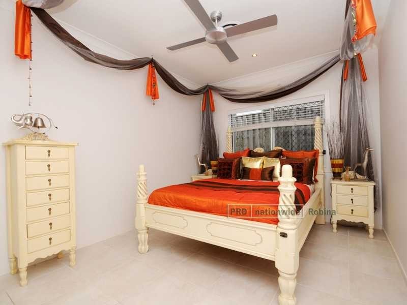 13 Tindari Place, Varsity Lakes QLD 4227