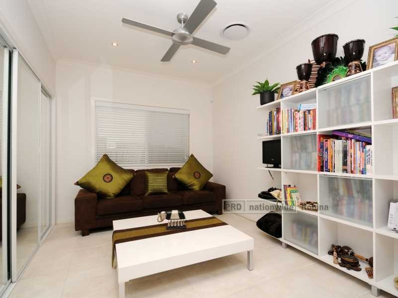13 Tindari Place, Varsity Lakes QLD 4227