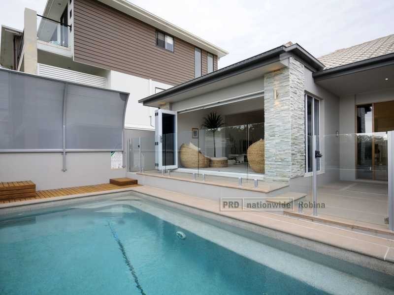 13 Tindari Place, Varsity Lakes QLD 4227