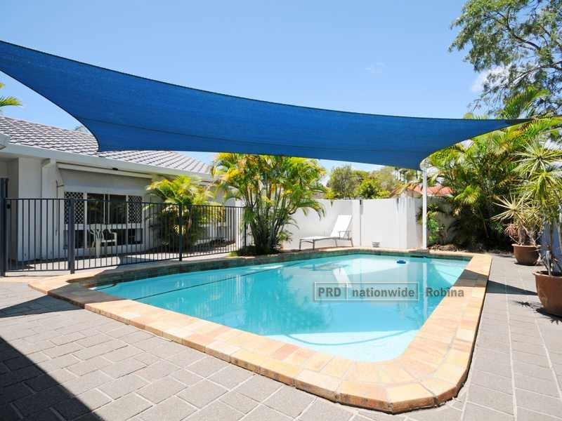 22 Firestone Court, Robina QLD 4226