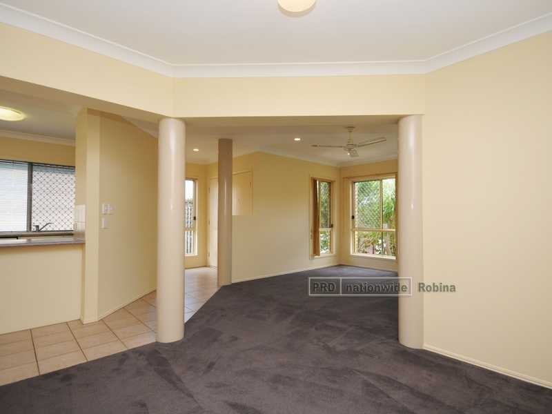 19 Dartmouth Court, Varsity Lakes QLD 4227