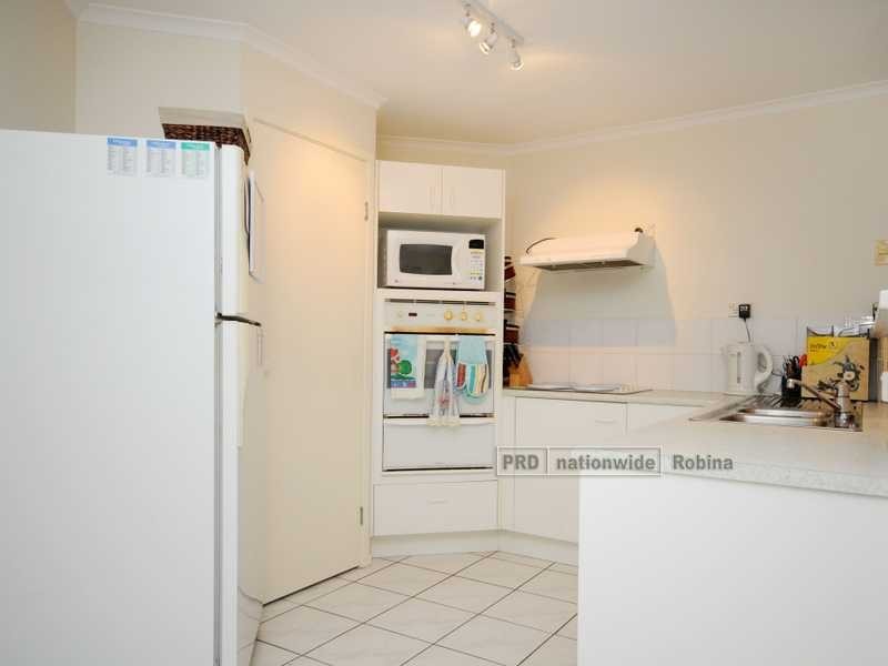 10 Sugarglider Lane, Mudgeeraba QLD 4213