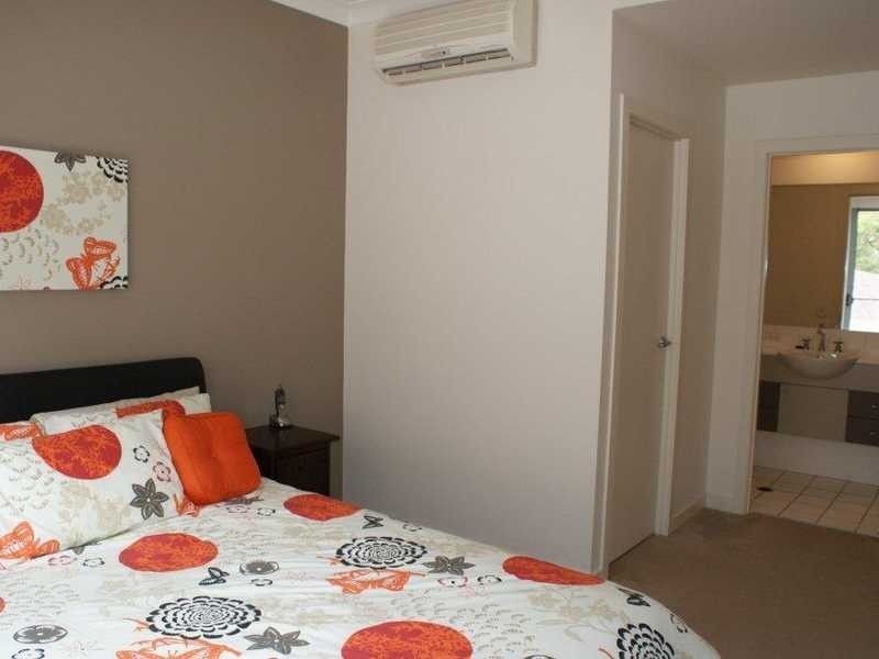 Unit 44/19 Carina Peak Drive, Varsity Lakes QLD 4227