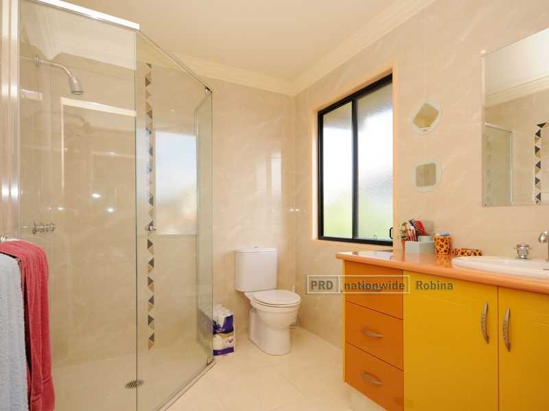 12 Royal Links Drive, Robina QLD 4226