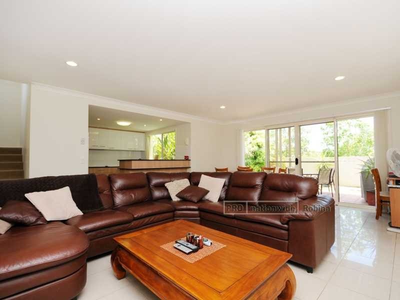 270 Easthill Drive, Robina QLD 4226