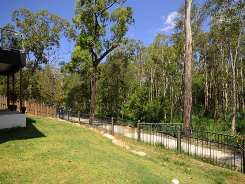 38 Castello Circuit, Varsity Lakes QLD 4227