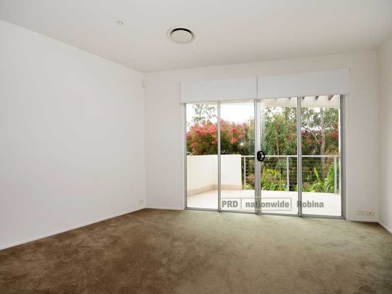 Unit 6/11 Cezaire Avenue, Varsity Lakes QLD 4227