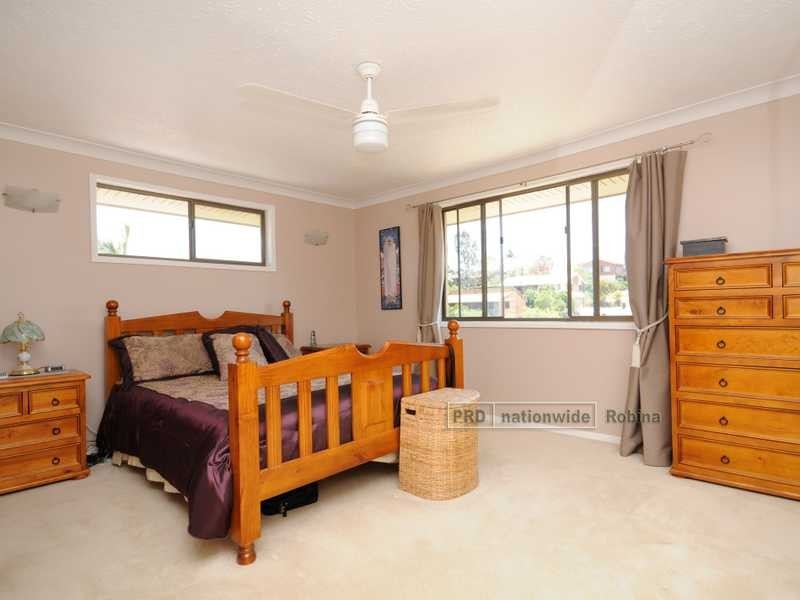 4 Barrine Drive, Worongary QLD 4213