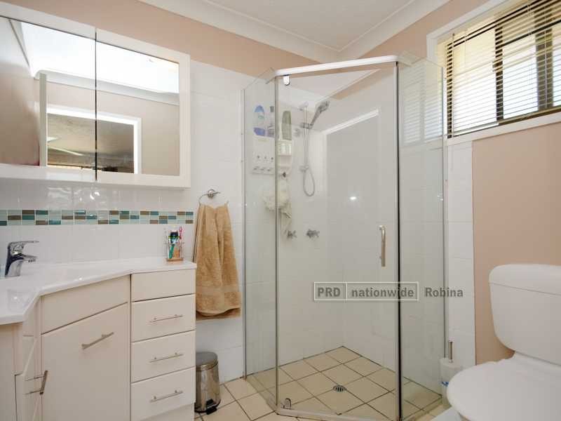 4 Barrine Drive, Worongary QLD 4213