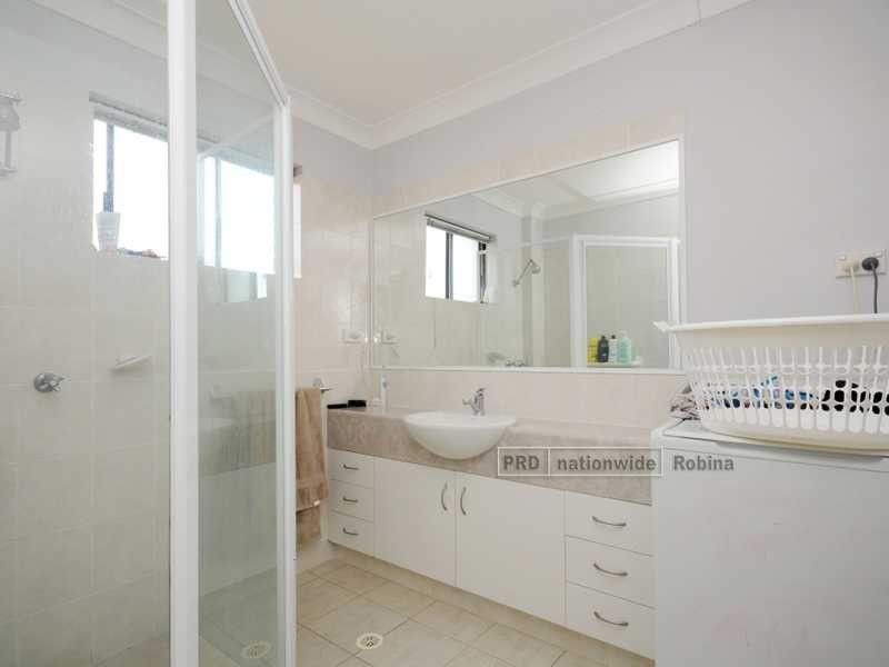 Unit 5/20 Sigatoka Place, Clear Island Waters QLD 4226