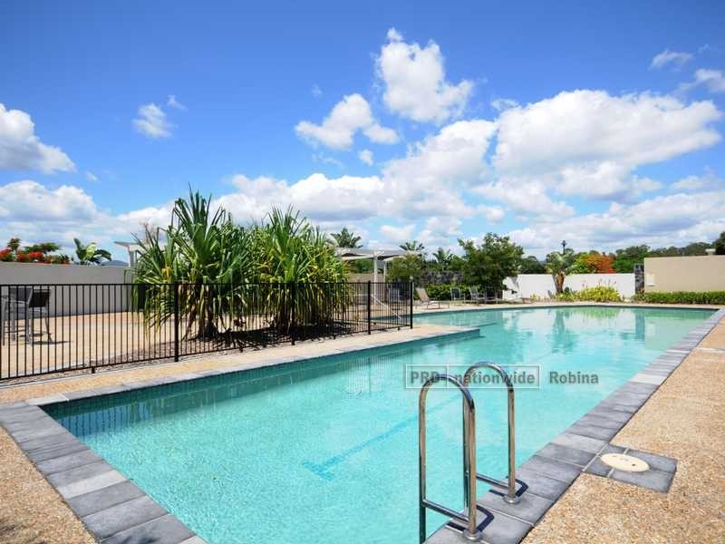 738 Peninsula Drive, Robina QLD 4226